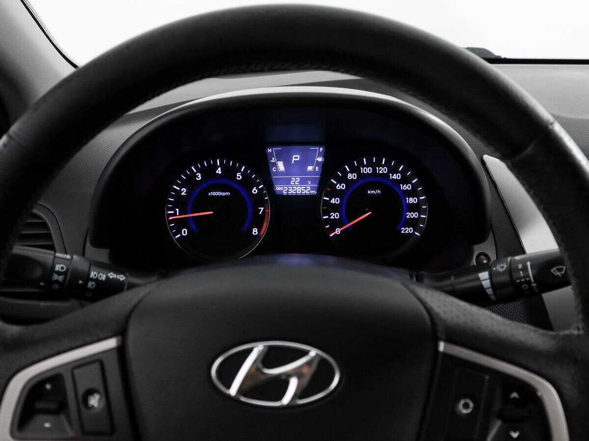 Hyundai Solaris б/у, 2013, Автоматическая. Фото: #14