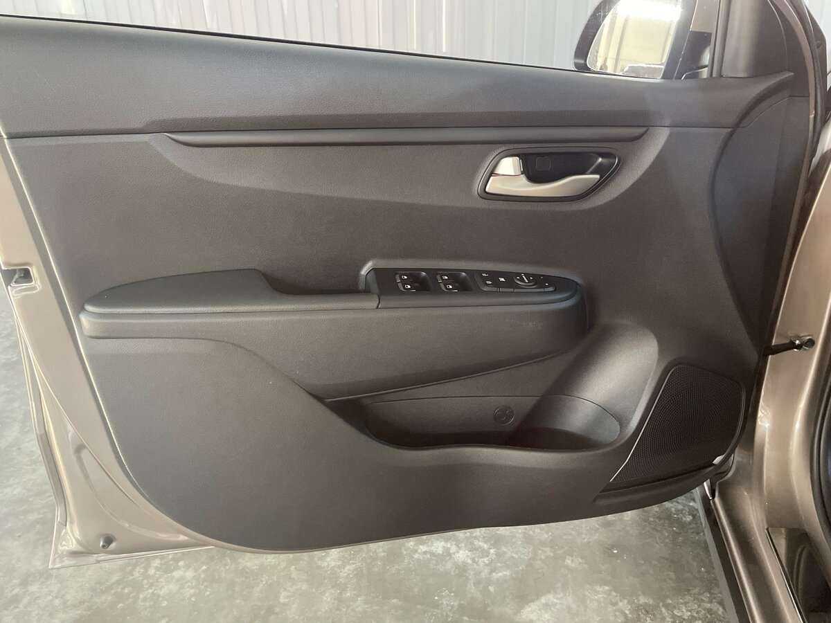 Kia Rio б/у, 2022, Автоматическая. Фото: #18