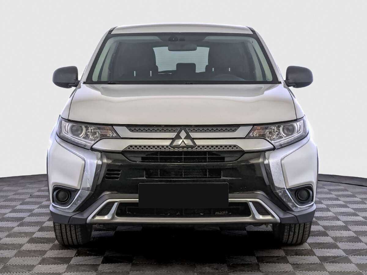 Mitsubishi Outlander б/у, 2019, Вариатор. Фото: #1