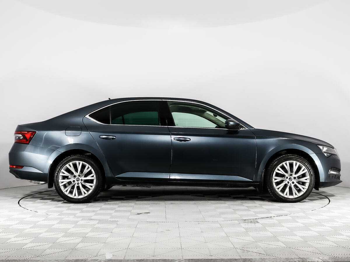 Skoda Superb б/у, 2019, Роботизированная. Фото: #3