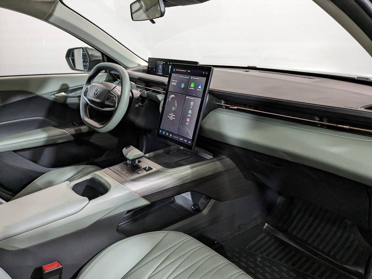 Changan Lamore б/у, 2023, Роботизированная. Фото: #12