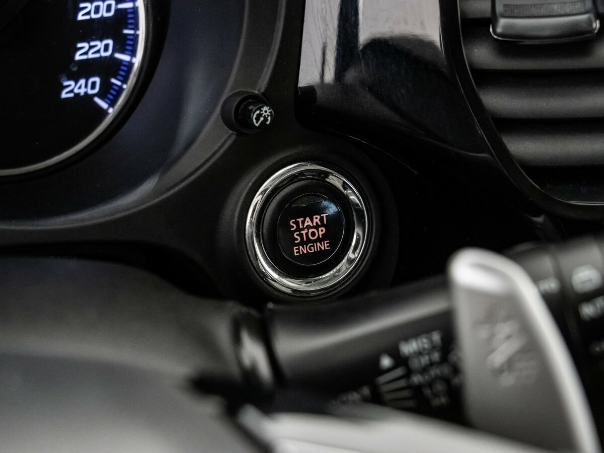 Mitsubishi Outlander б/у, 2017, Автоматическая. Фото: #15