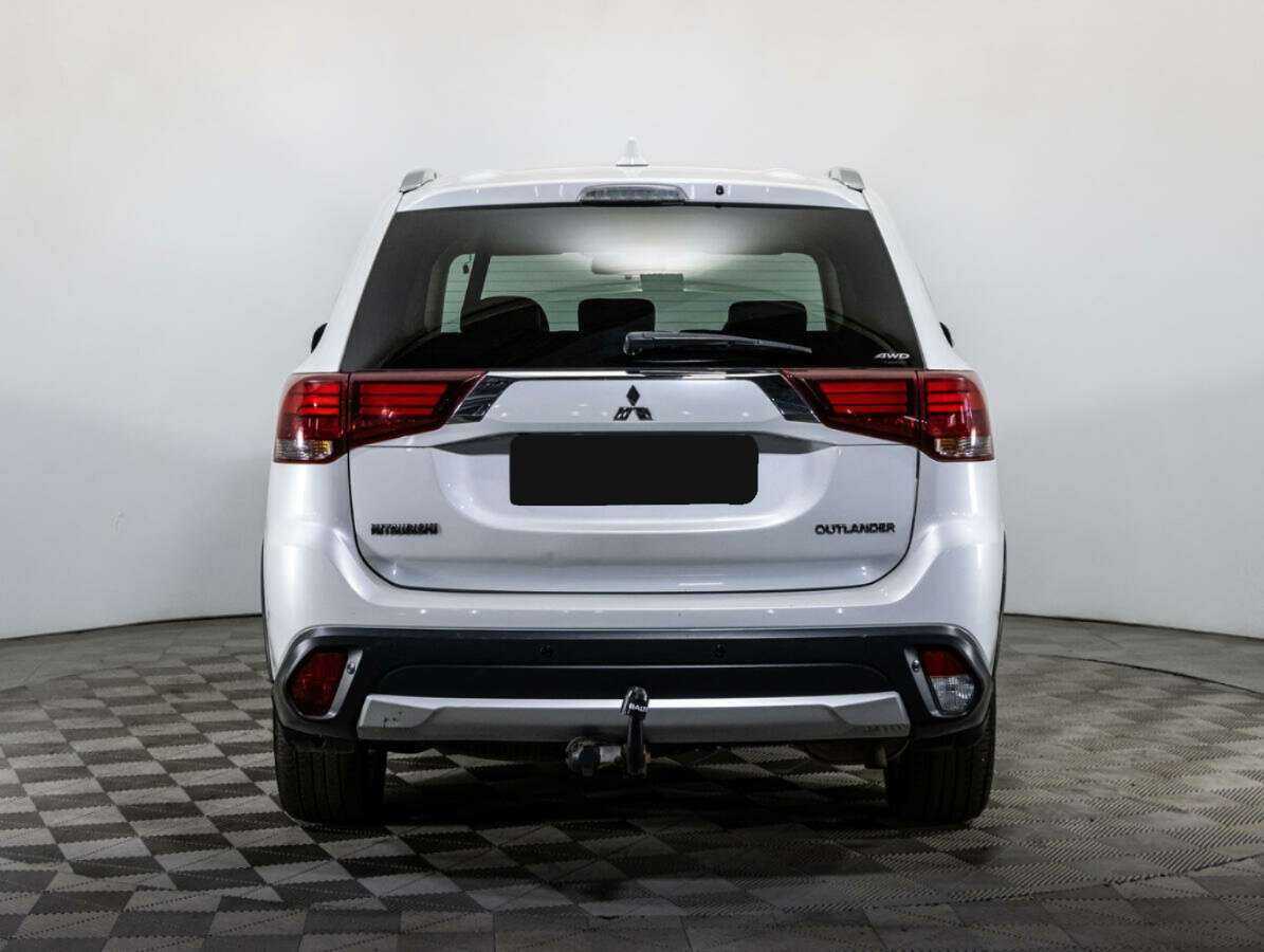 Mitsubishi Outlander б/у, 2018, Вариатор. Фото: #5