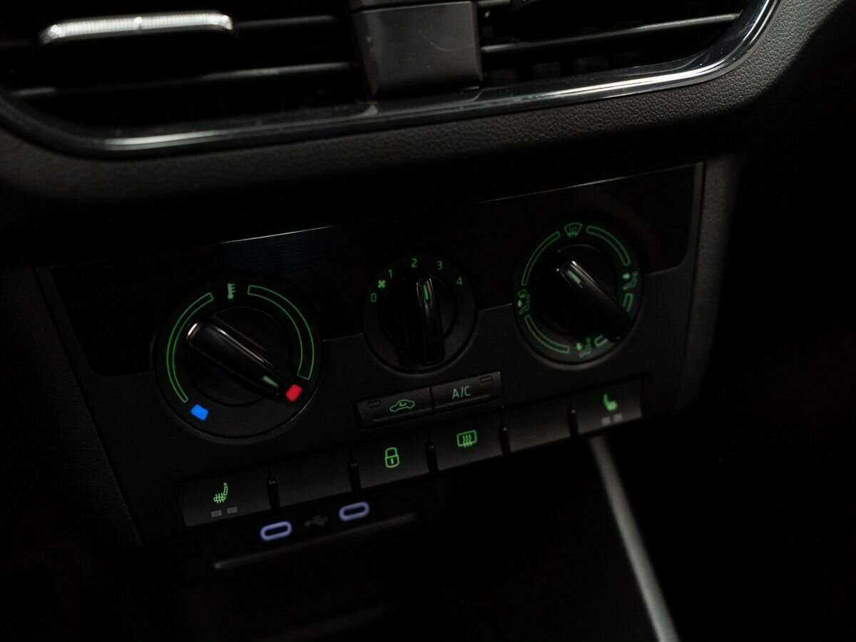 Skoda Rapid б/у, 2020, Механическая. Фото: #11