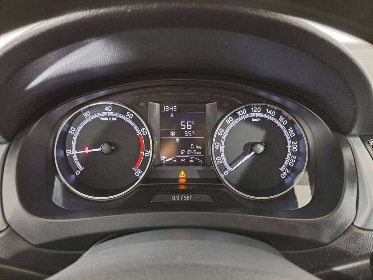 Skoda Rapid б/у, 2017, Механическая. Фото: #12