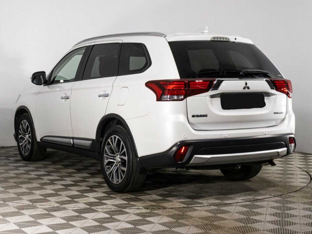 Mitsubishi Outlander б/у, 2018, Вариатор. Фото: #6