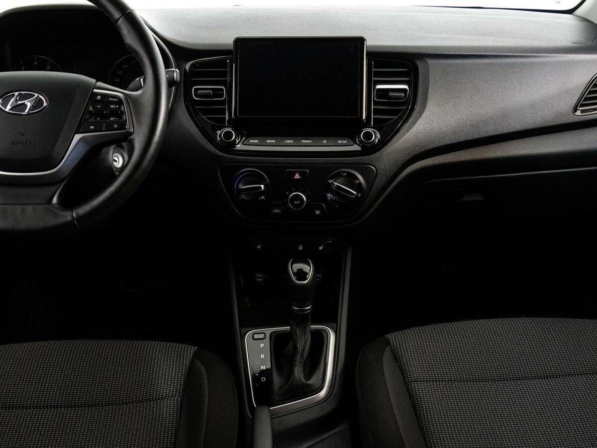 Hyundai Solaris б/у, 2021, Автоматическая. Фото: #9