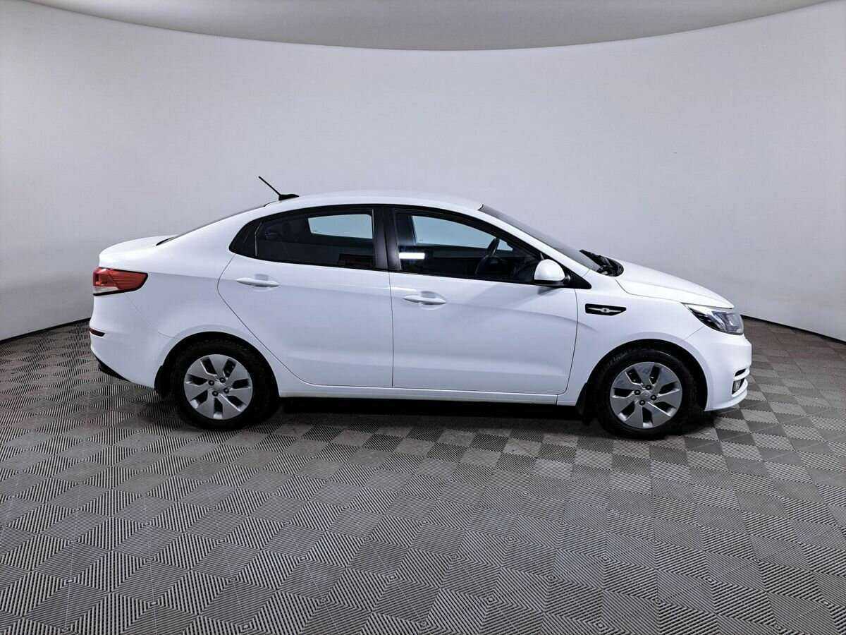 Kia Rio б/у, 2017, Автоматическая. Фото: #3