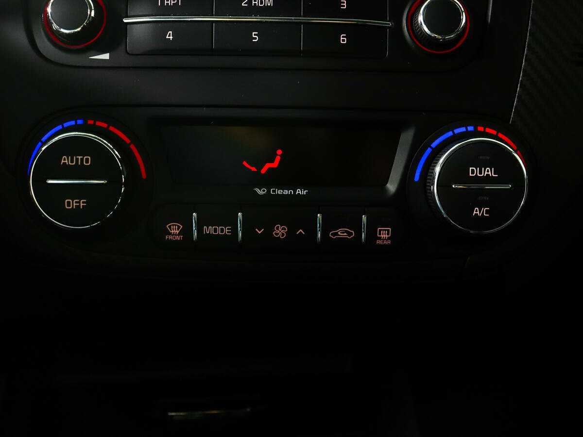 Kia Cerato б/у, 2015, Автоматическая. Фото: #15