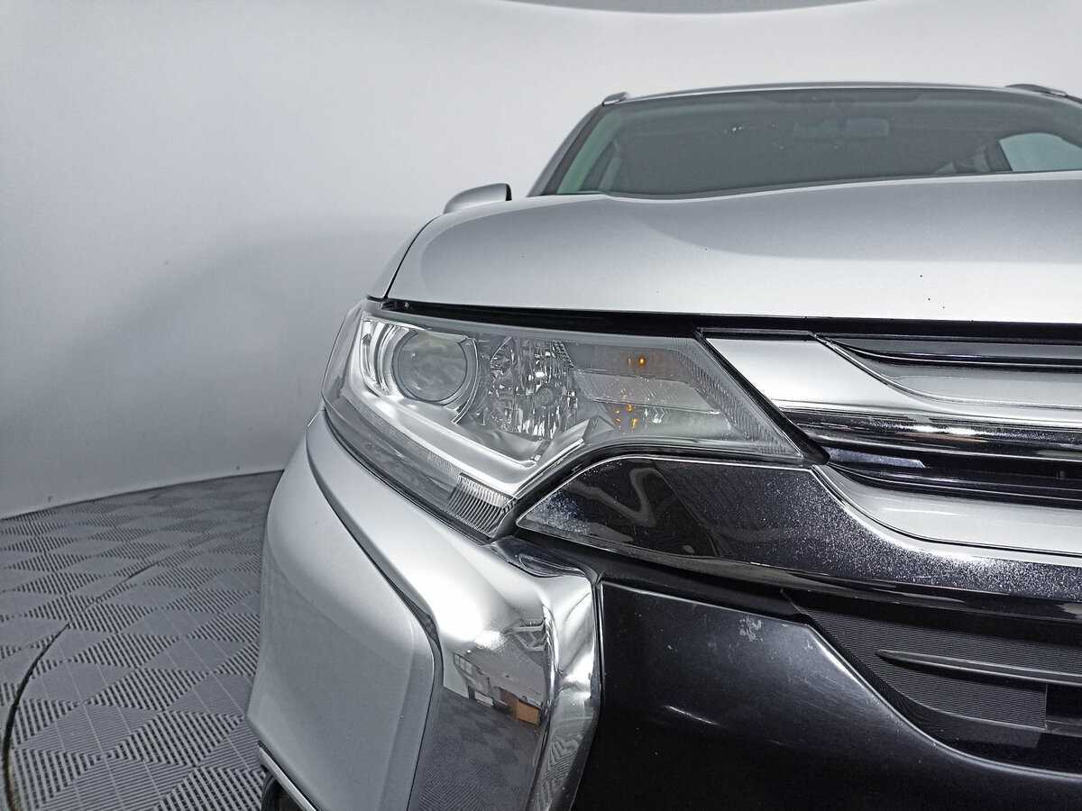 Mitsubishi Outlander б/у, 2018, Вариатор. Фото: #16