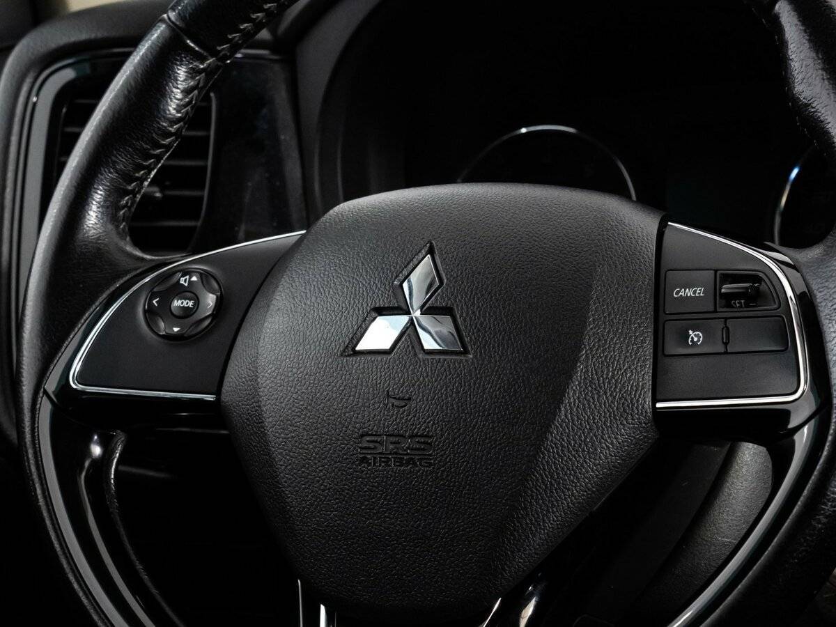 Mitsubishi Outlander б/у, 2020, Вариатор. Фото: #10