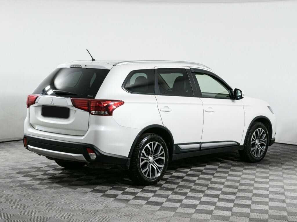 Mitsubishi Outlander б/у, 2015, Вариатор. Фото: #3