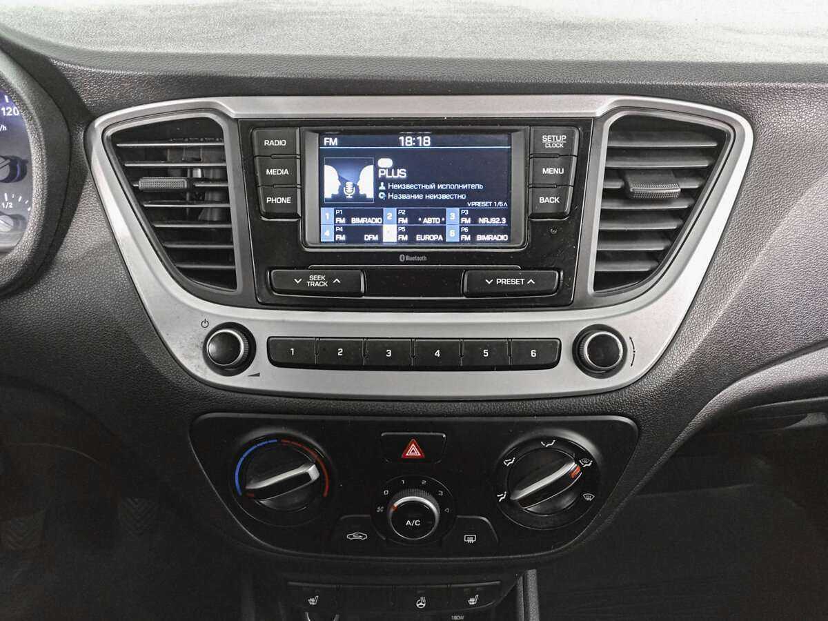 Hyundai Solaris б/у, 2018, Механическая. Фото: #12