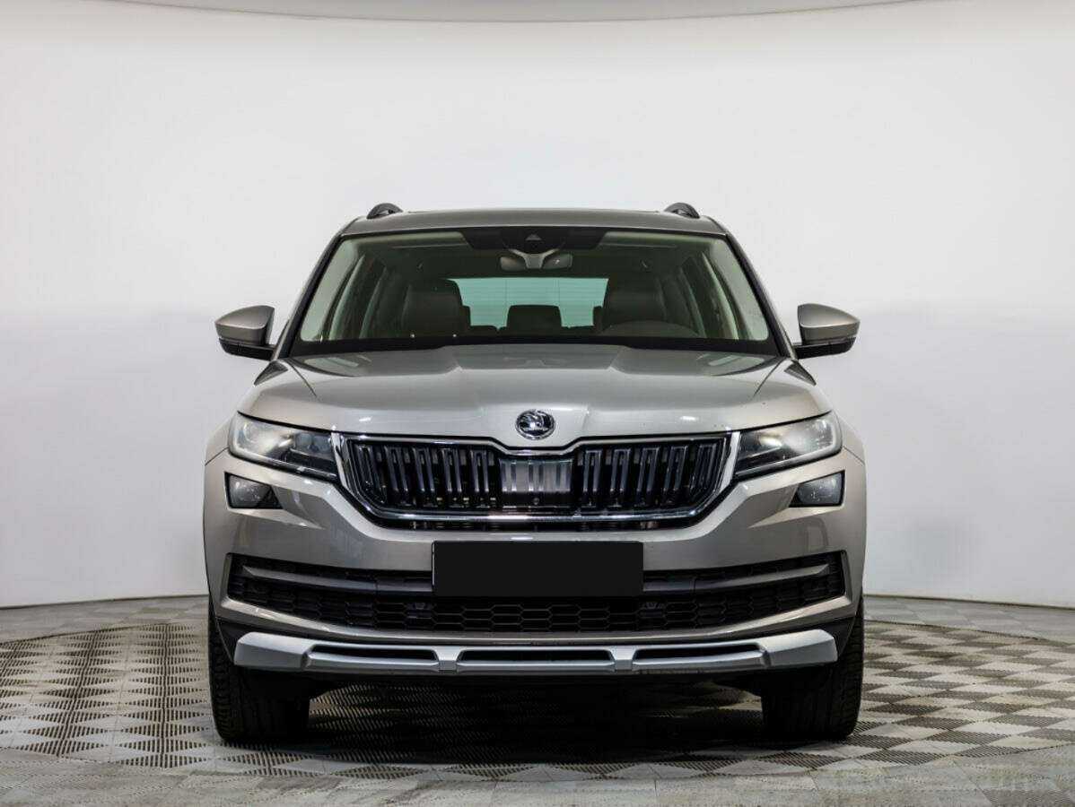 Skoda Kodiaq б/у, 2018, Роботизированная. Посмотреть фото