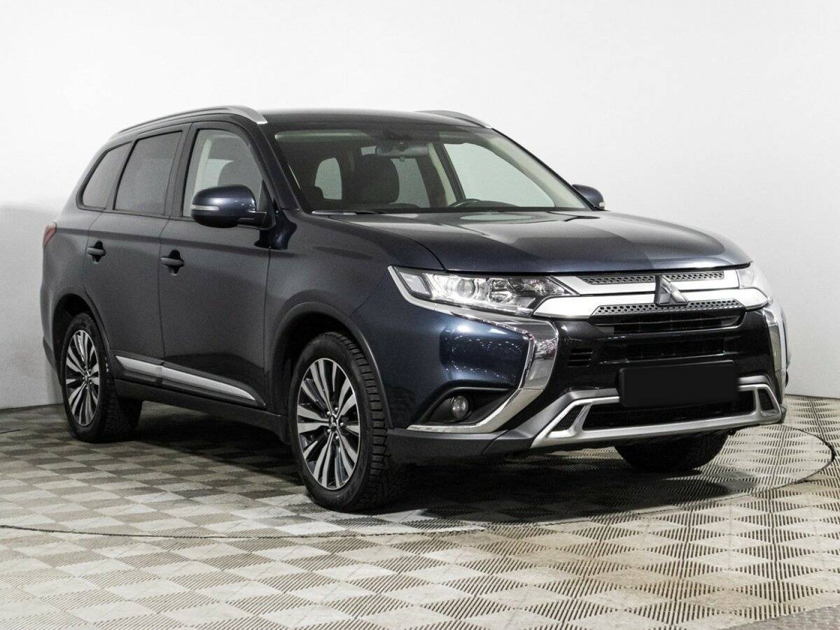 Mitsubishi Outlander б/у, 2018, Вариатор. Фото: #2