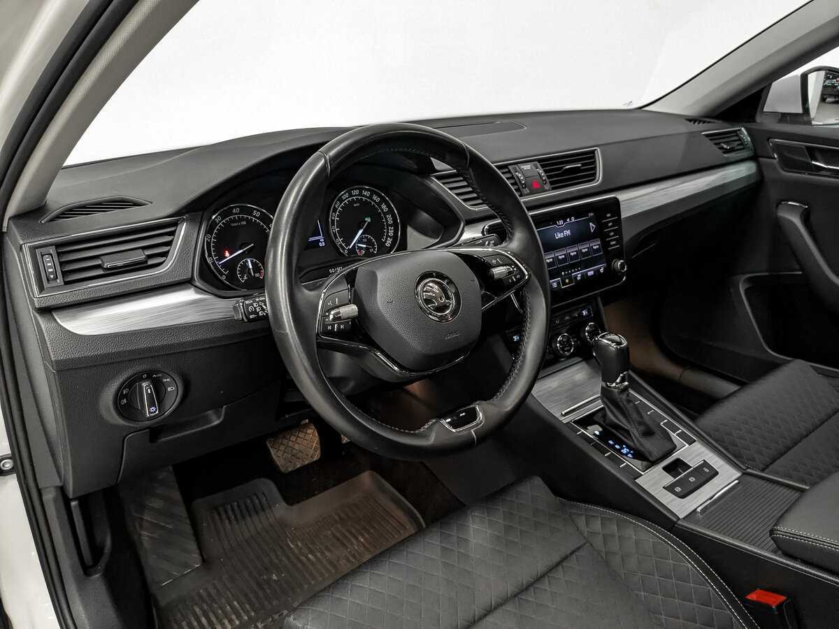 Skoda Superb б/у, 2020, Роботизированная. Фото: #15