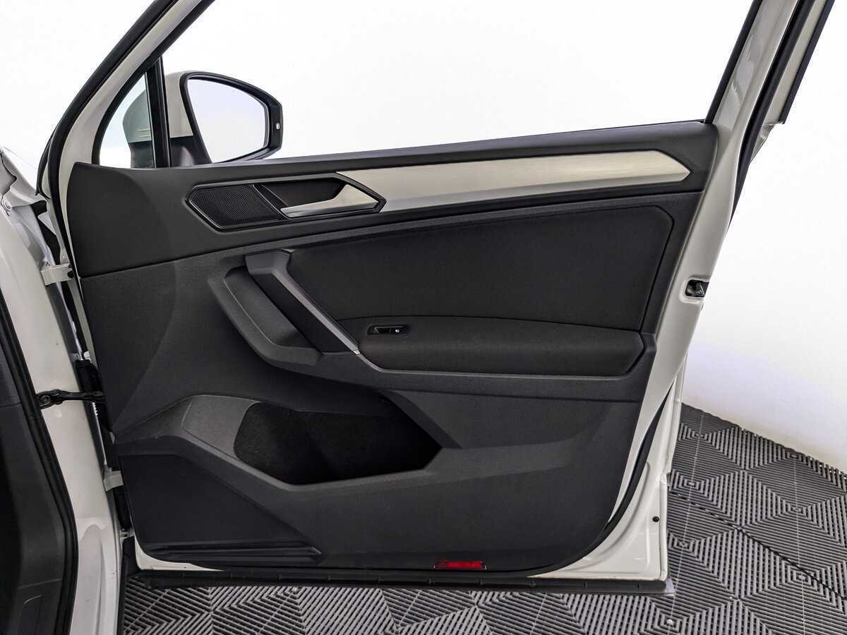 Volkswagen Tiguan б/у, 2017, Роботизированная. Фото: #20