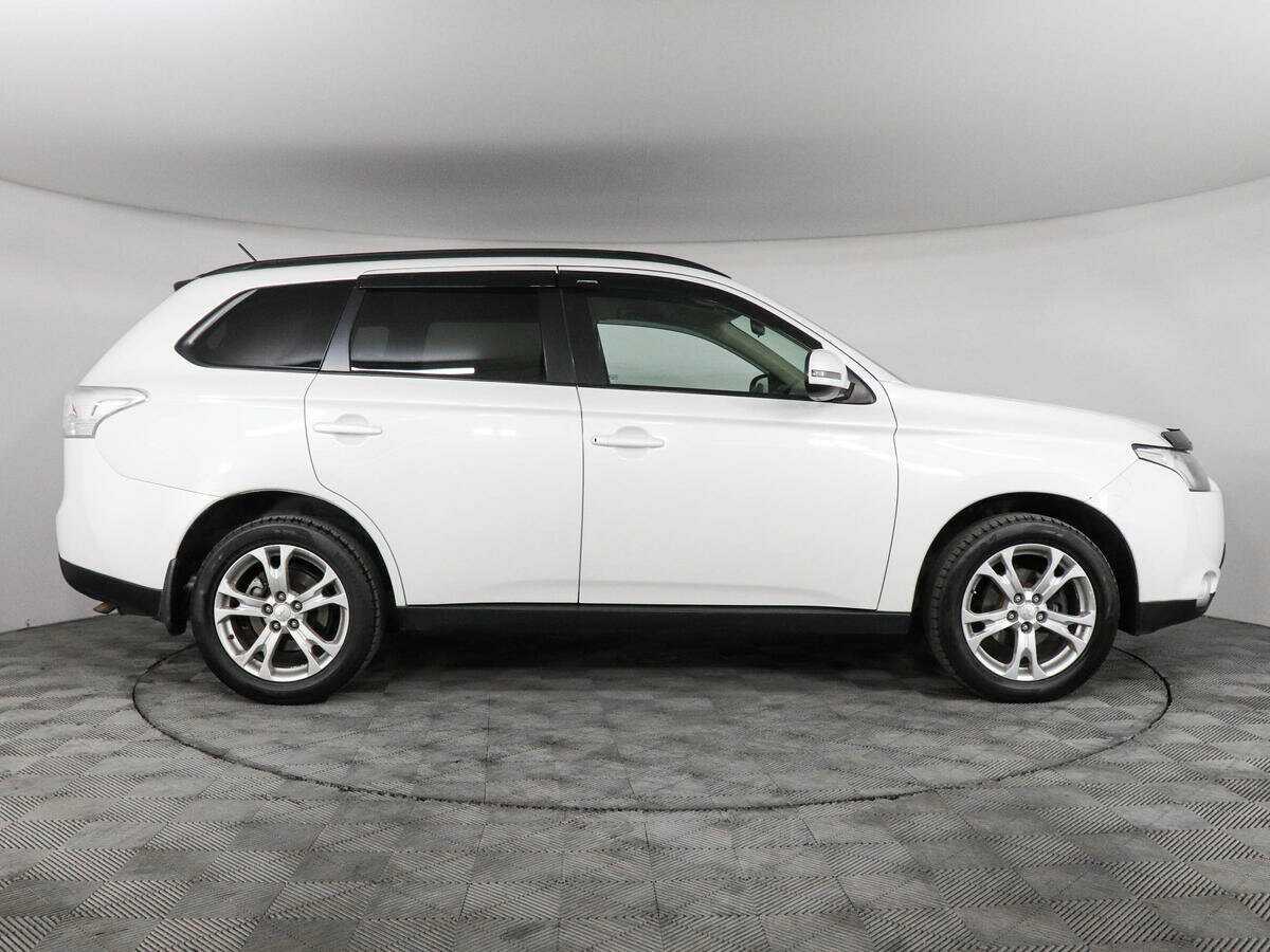 Mitsubishi Outlander б/у, 2013, Вариатор. Фото: #3