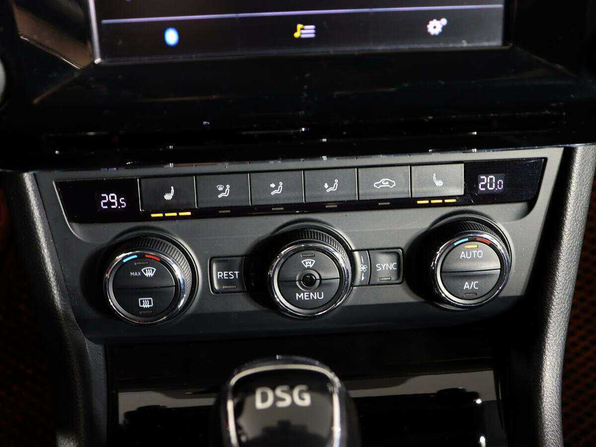 Skoda Superb б/у, 2015, Роботизированная. Фото: #18