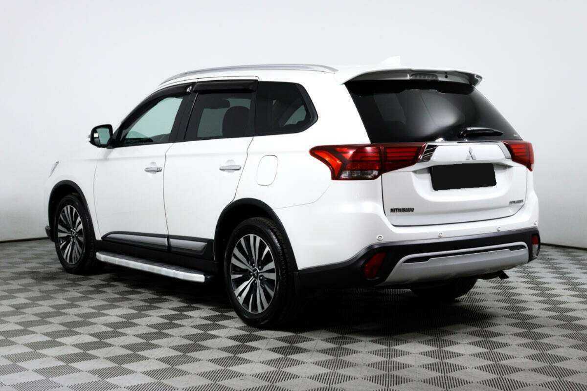 Mitsubishi Outlander б/у, 2019, Вариатор. Фото: #6