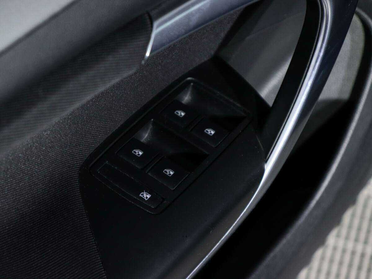 Opel Insignia б/у, 2014, Автоматическая. Фото: #12