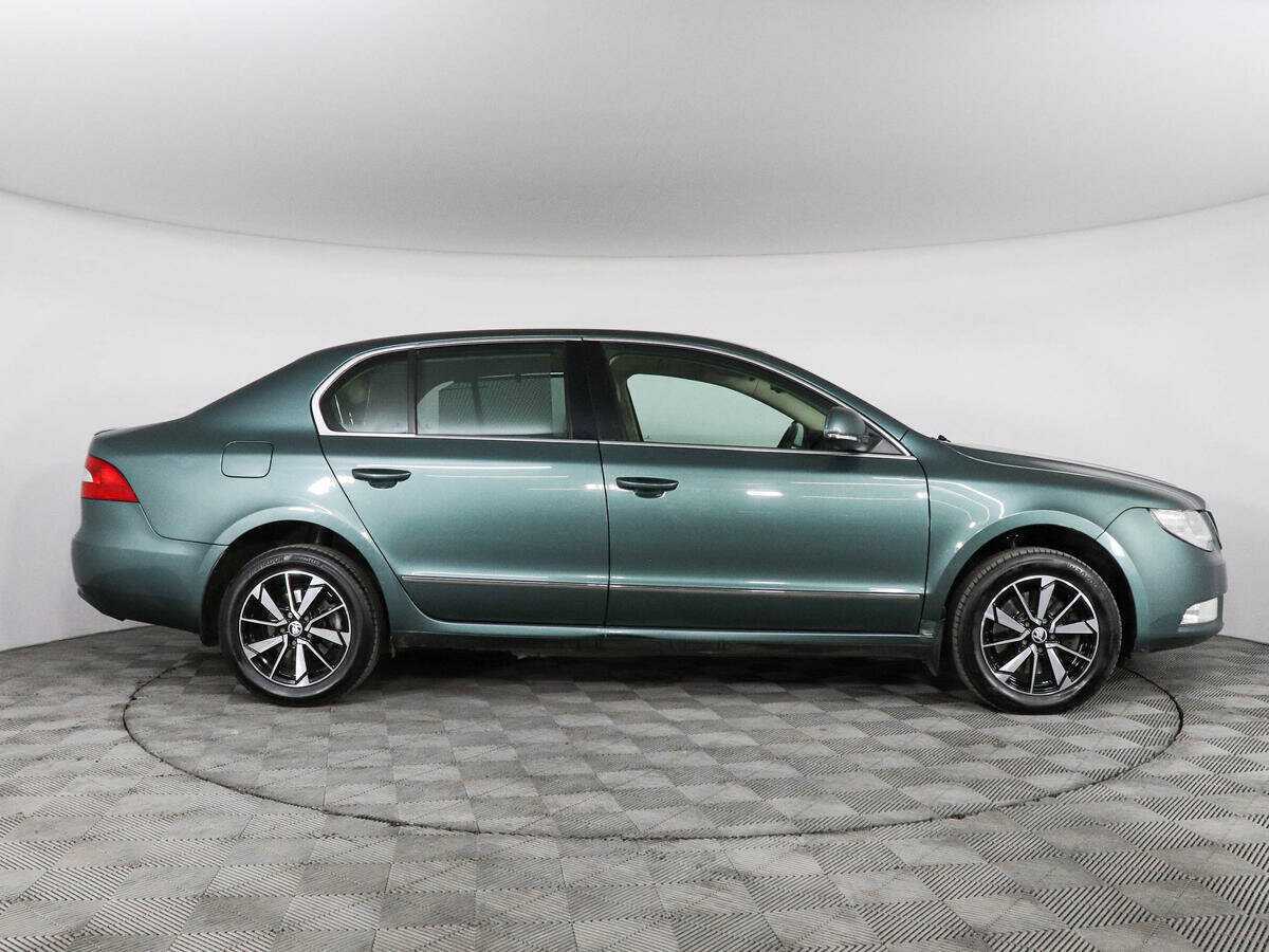 Skoda Superb б/у, 2012, Автоматическая. Фото: #3