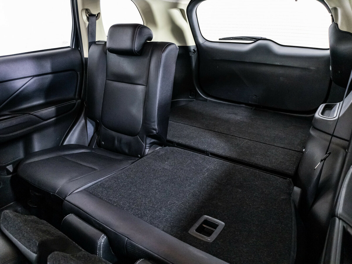 Mitsubishi Outlander б/у, 2018, Автоматическая. Фото: #17