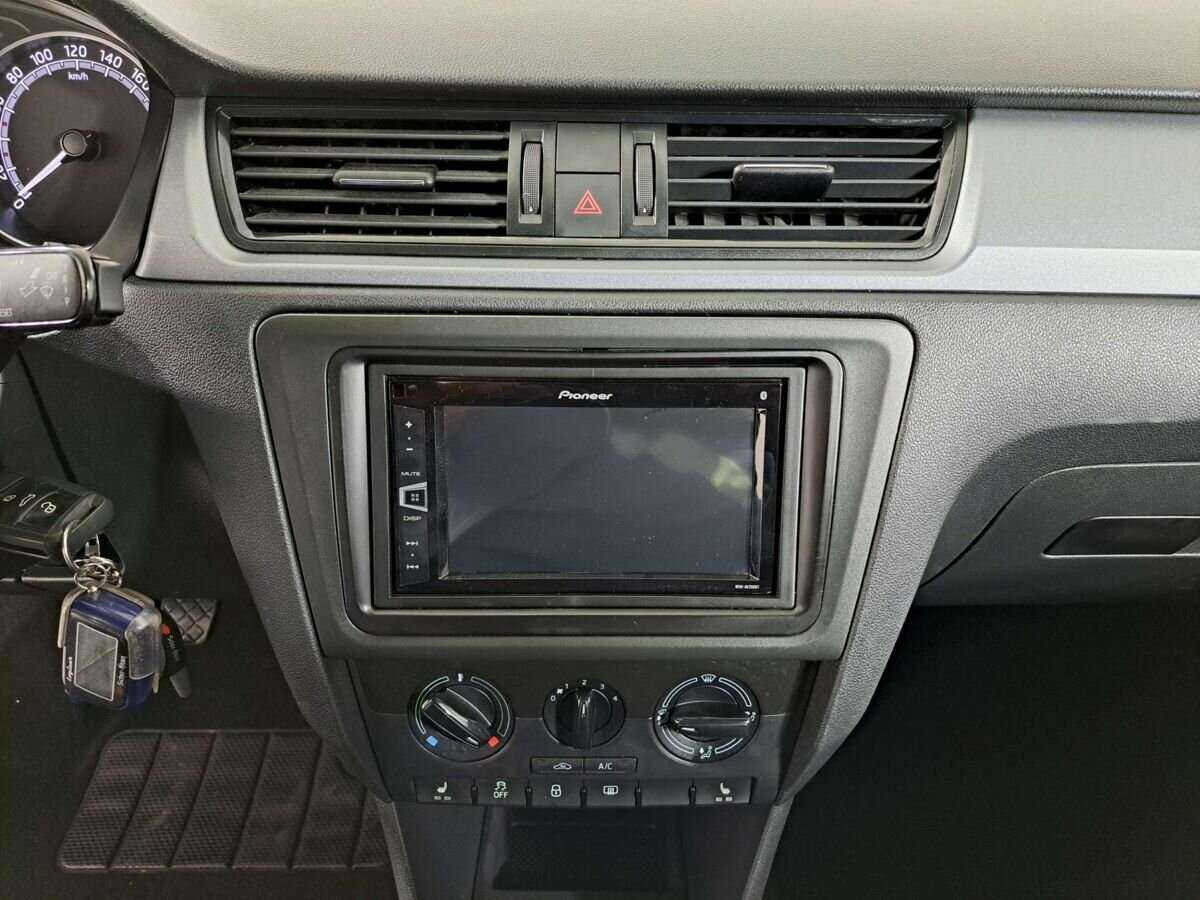 Skoda Rapid б/у, 2017, Механическая. Фото: #14