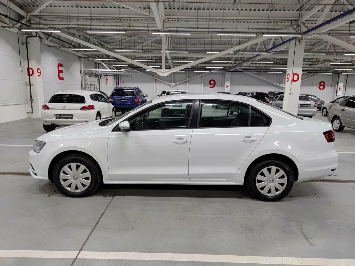 Volkswagen Jetta б/у, 2016, Механическая. Фото: #7