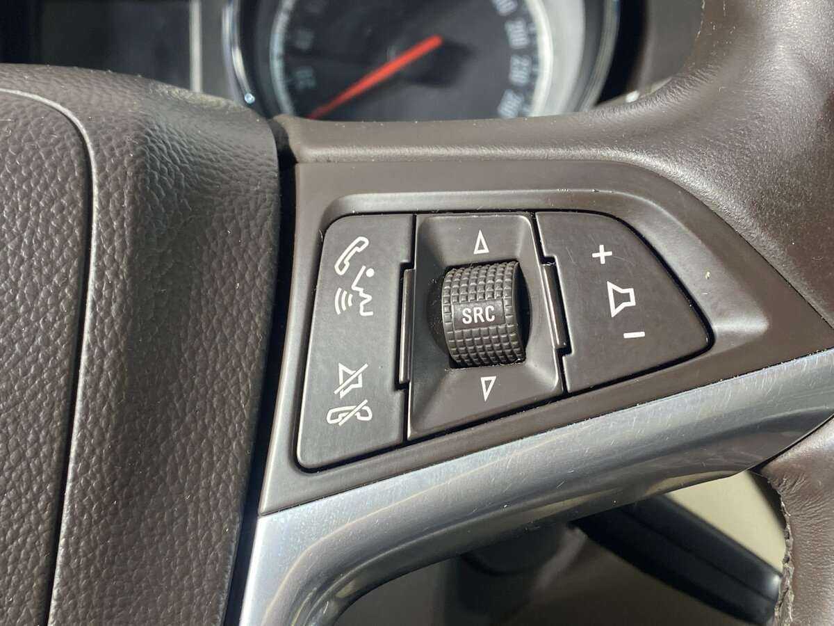 Opel Insignia б/у, 2013, Автоматическая. Фото: #12