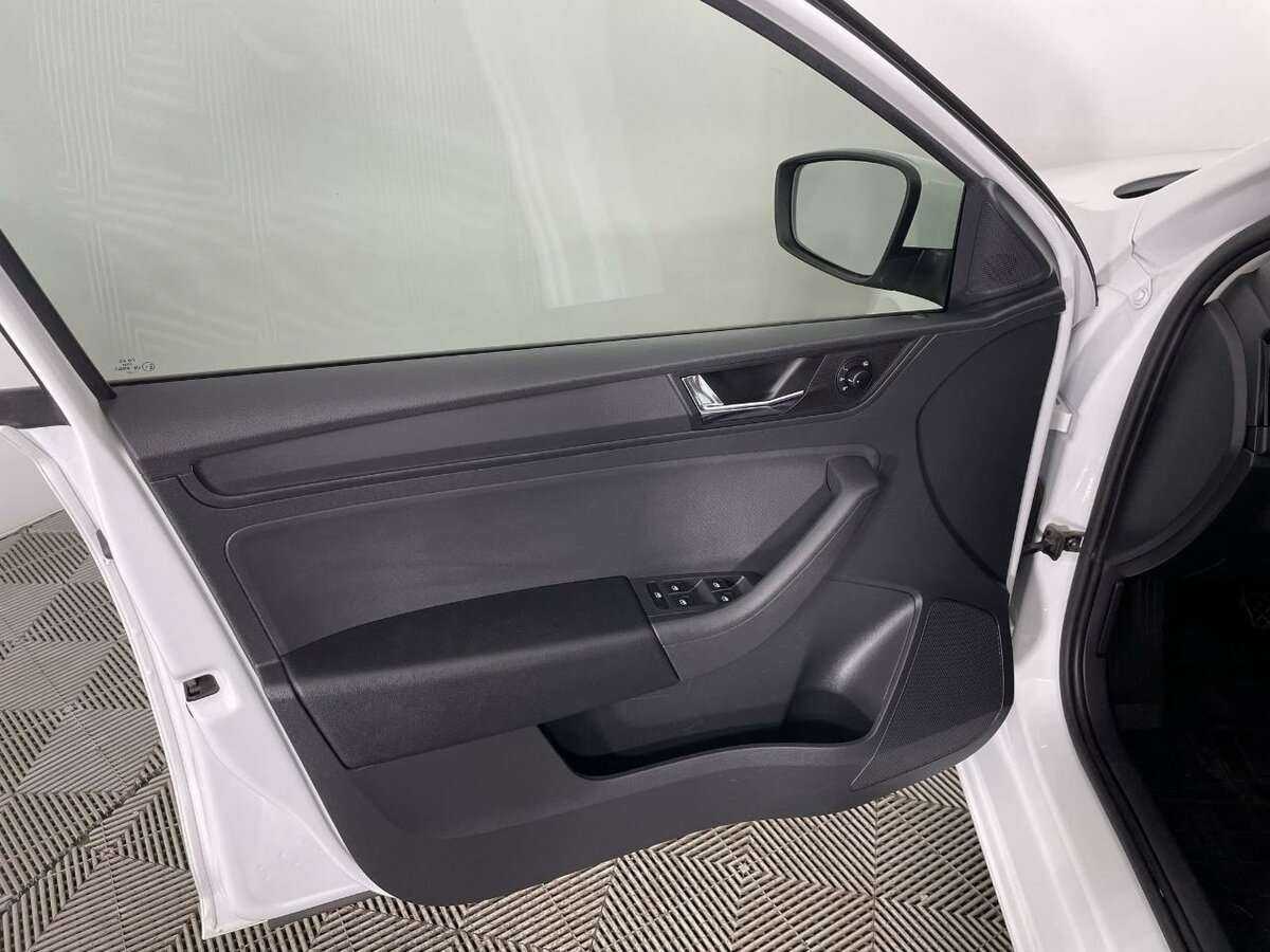 Skoda Rapid б/у, 2021, Механическая. Фото: #7