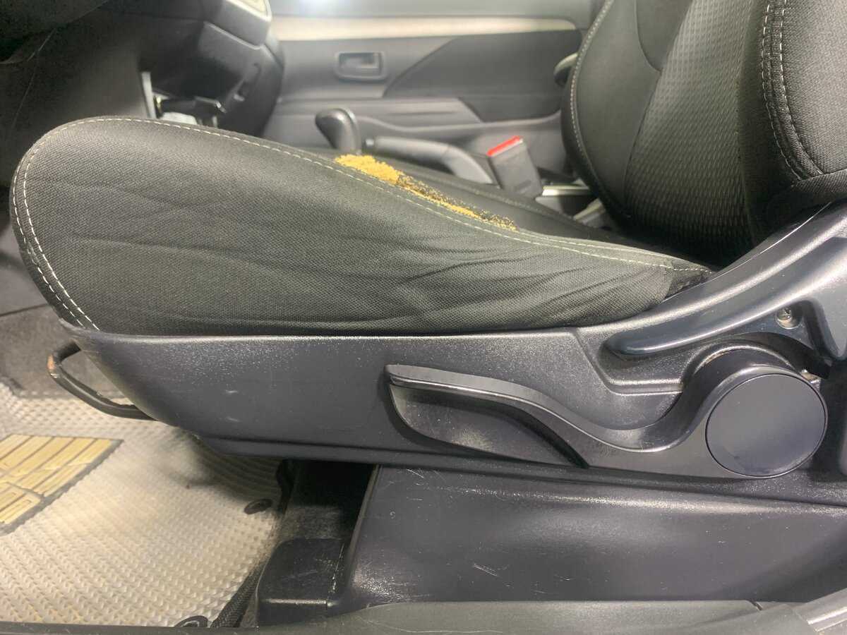 Mitsubishi Outlander б/у, 2017, Вариатор. Фото: #16