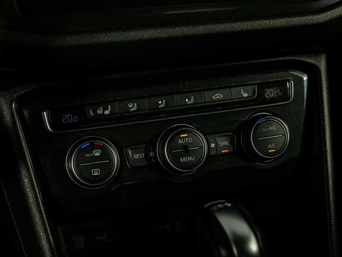 Volkswagen Tiguan б/у, 2018, Роботизированная. Фото: #18