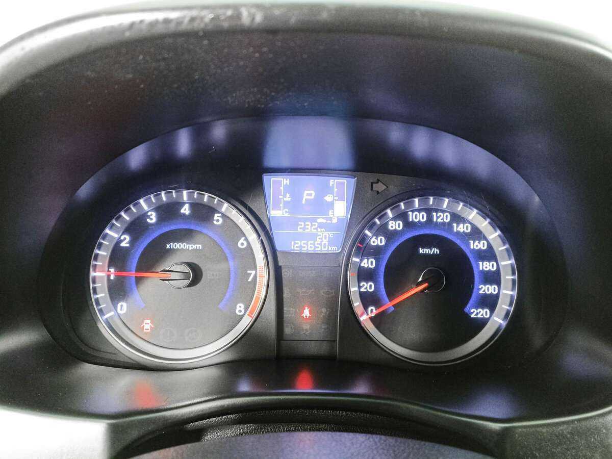 Hyundai Solaris б/у, 2015, Автоматическая. Фото: #10