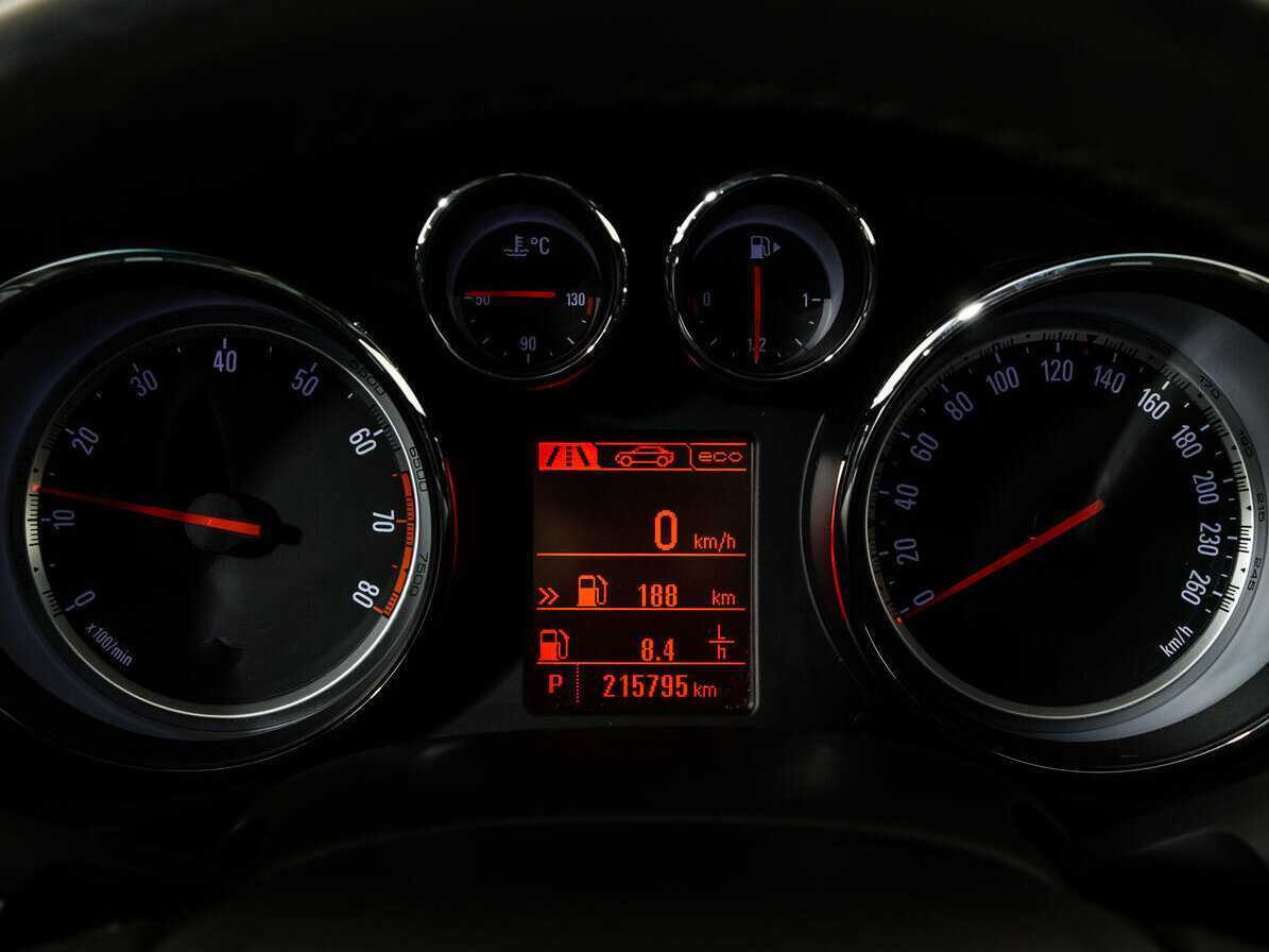 Opel Insignia б/у, 2013, Автоматическая. Фото: #12