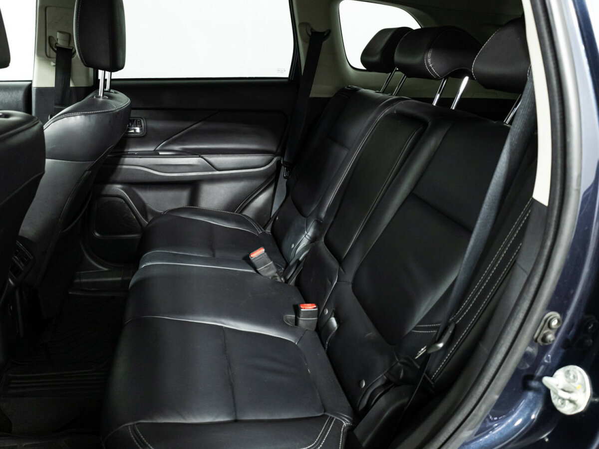 Mitsubishi Outlander б/у, 2019, Вариатор. Фото: #9