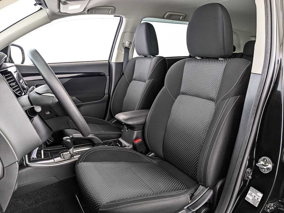 Mitsubishi Outlander б/у, 2021, Вариатор. Фото: #19