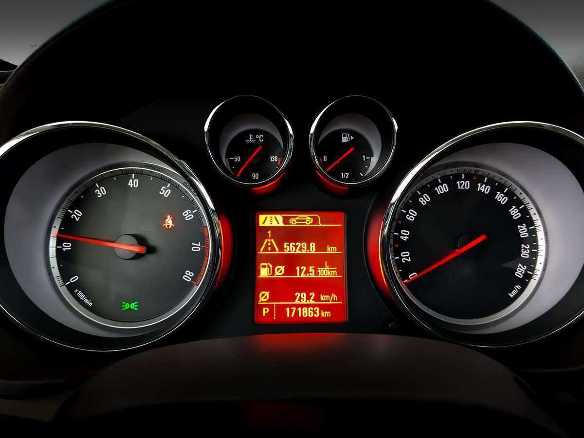 Opel Insignia б/у, 2012, Автоматическая. Фото: #10