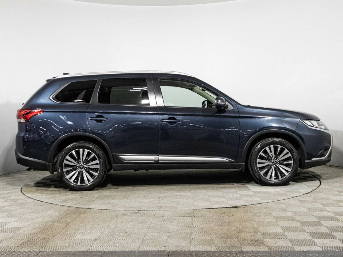 Mitsubishi Outlander б/у, 2018, Вариатор. Фото: #3