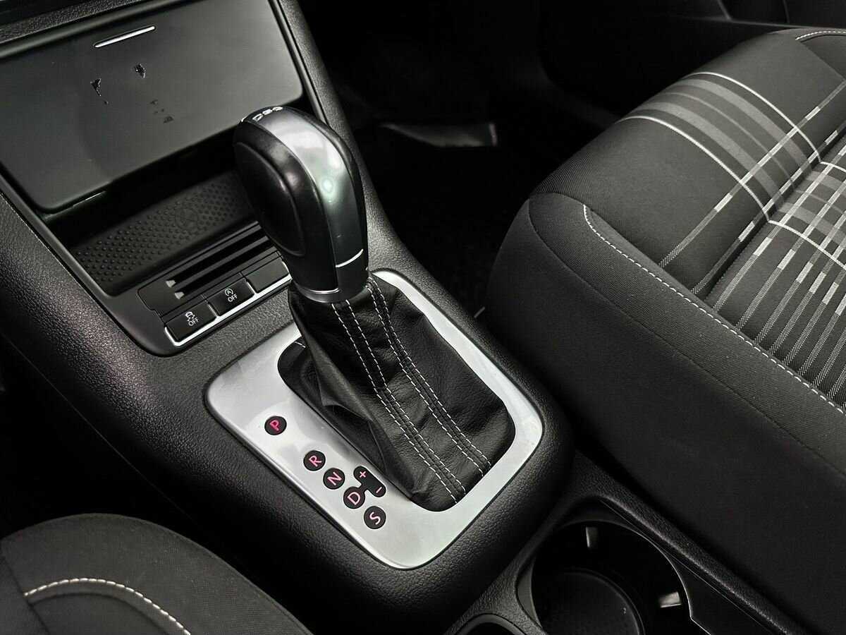 Volkswagen Tiguan б/у, 2016, Роботизированная. Фото: #14