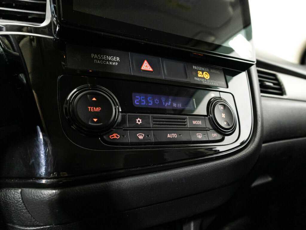 Mitsubishi Outlander б/у, 2018, Вариатор. Фото: #15