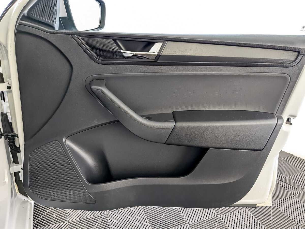 Skoda Rapid б/у, 2019, Механическая. Фото: #17