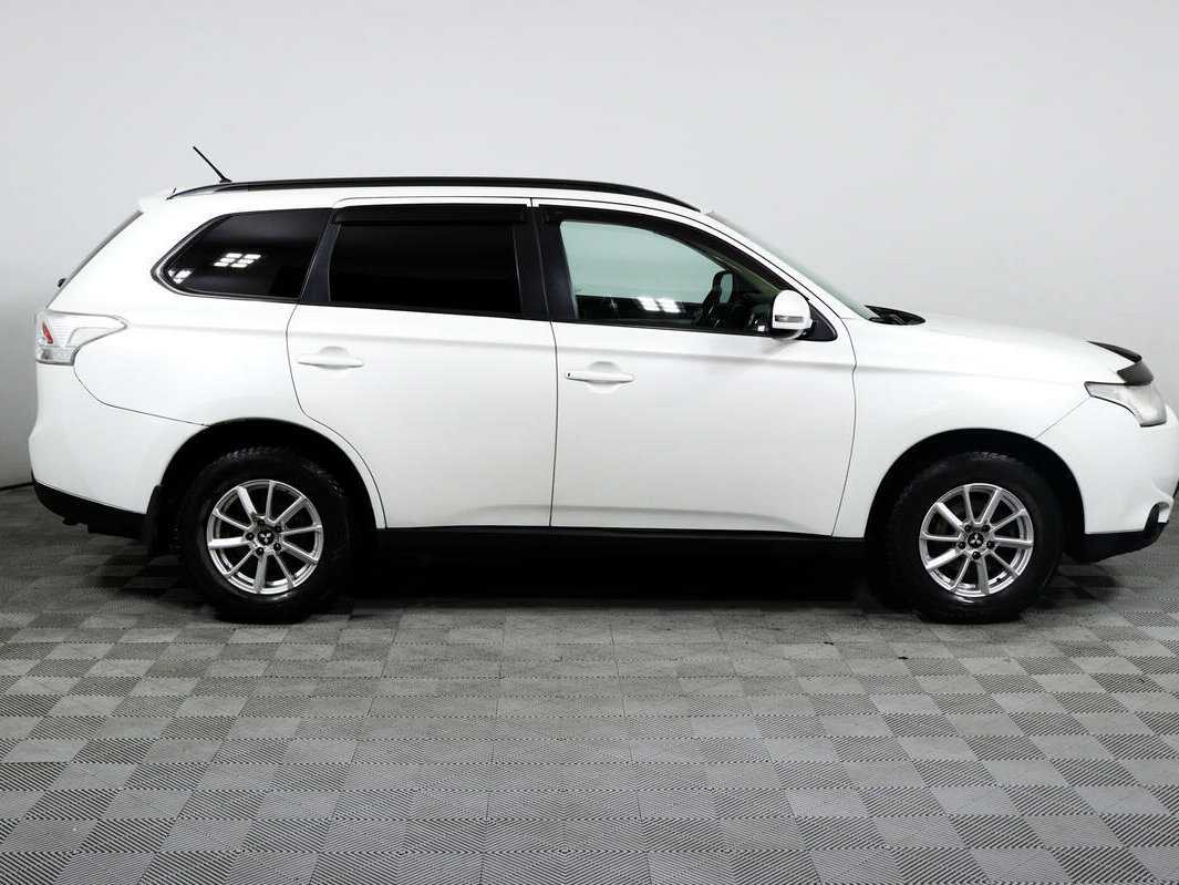 Mitsubishi Outlander б/у, 2013, Вариатор. Фото: #3