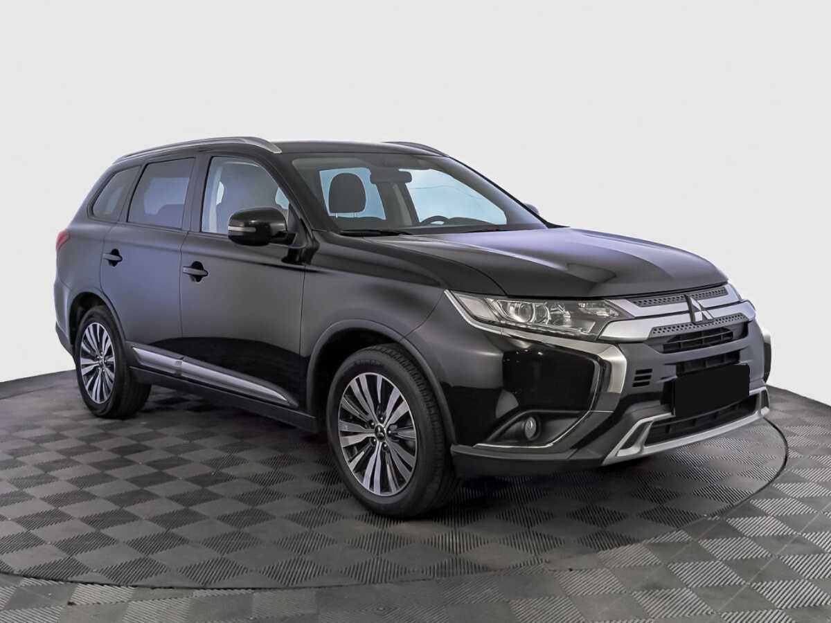 Mitsubishi Outlander б/у, 2019, Вариатор. Фото: #2