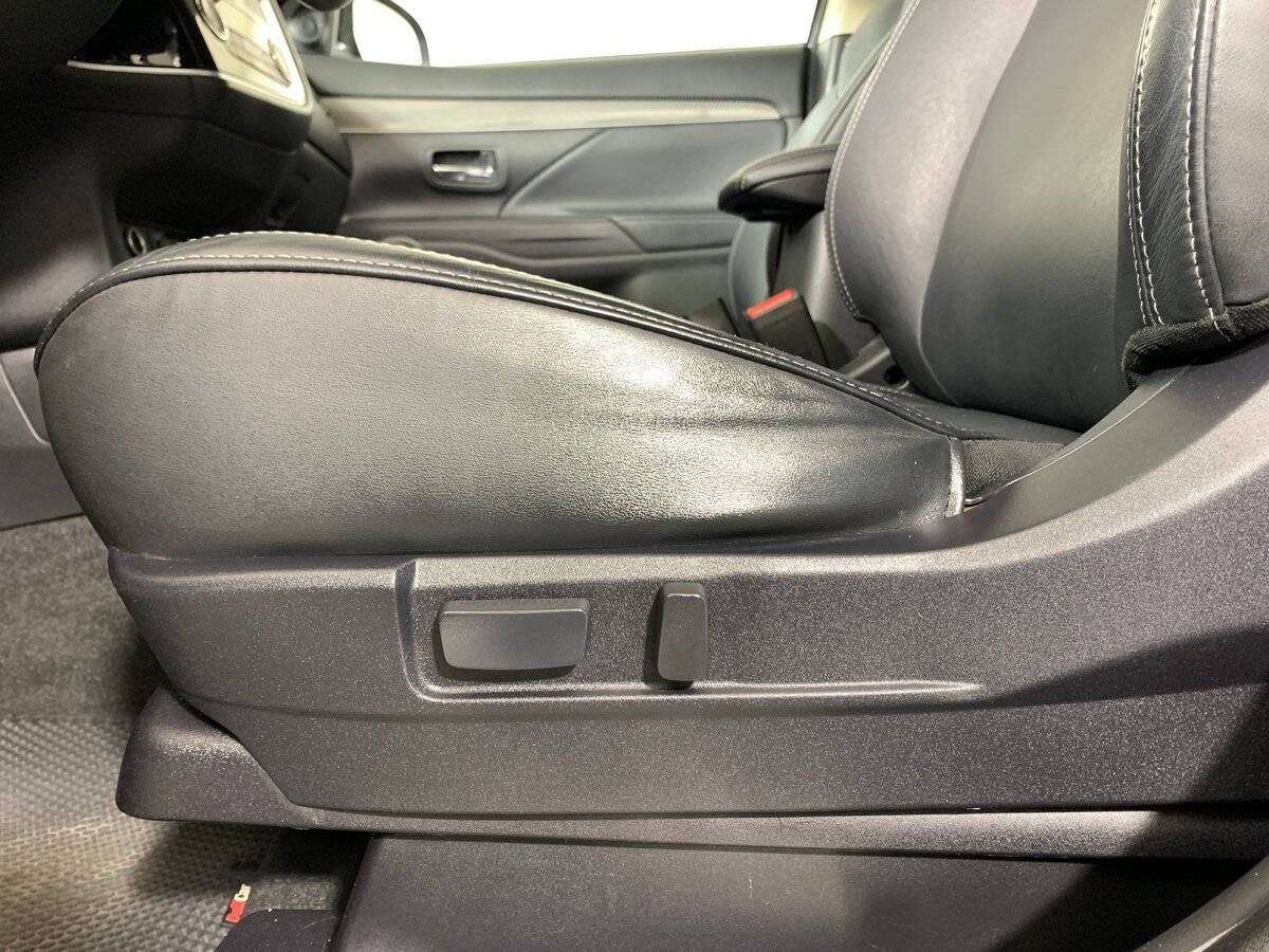 Mitsubishi Outlander б/у, 2020, Вариатор. Фото: #15