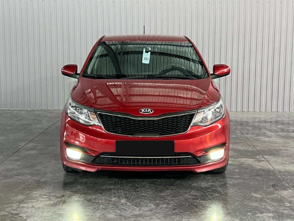 Kia Rio б/у, 2015, Автоматическая. Фото: #1