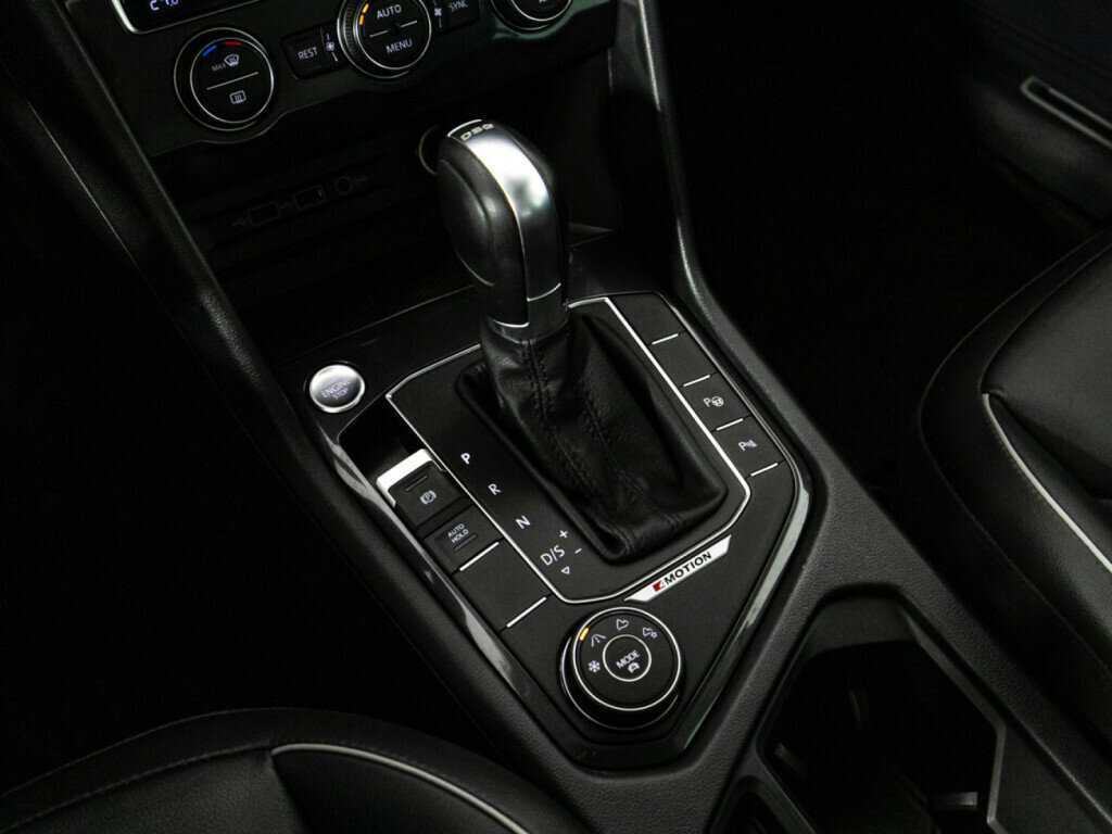 Volkswagen Tiguan б/у, 2018, Роботизированная. Фото: #17