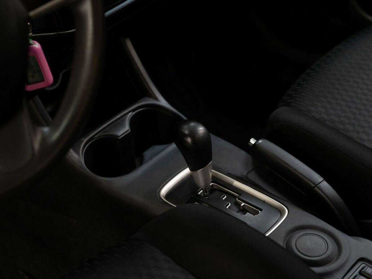 Mitsubishi Outlander б/у, 2015, Вариатор. Фото: #12