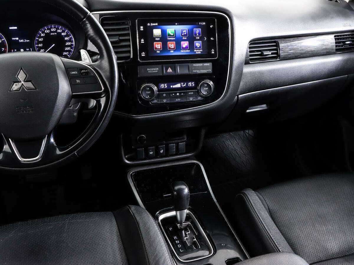 Mitsubishi Outlander б/у, 2018, Вариатор. Фото: #12
