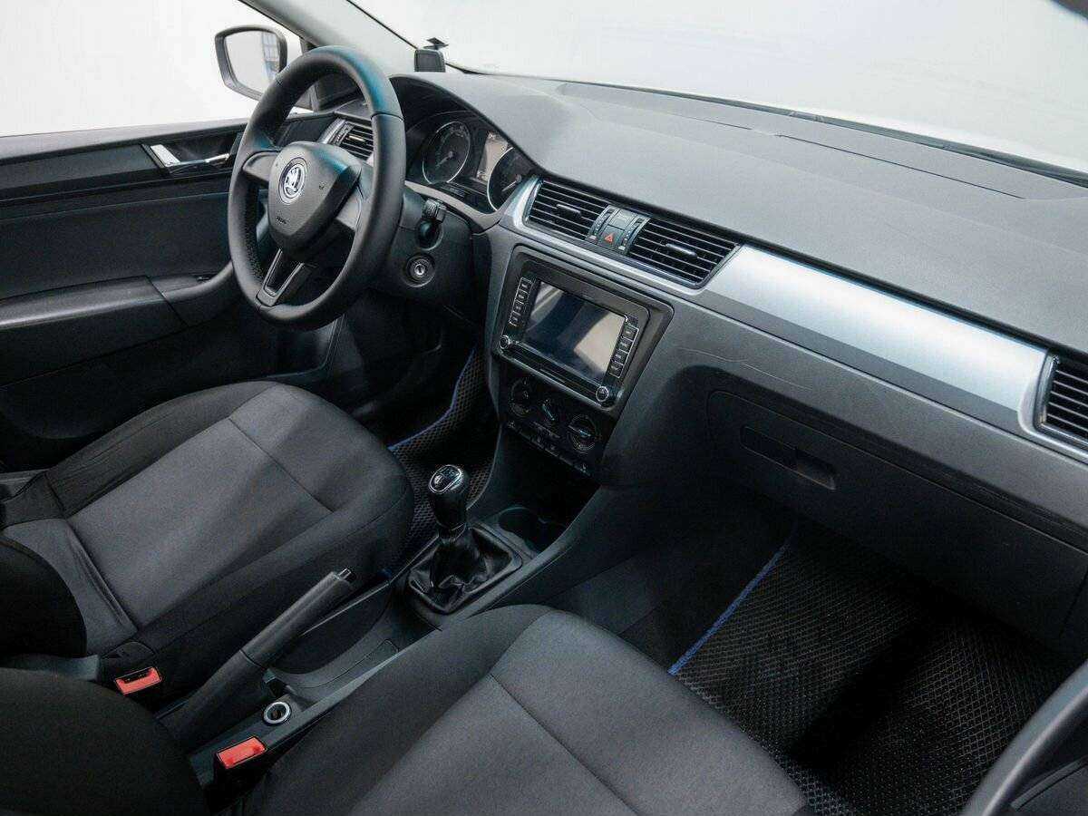 Skoda Rapid б/у, 2017, Механическая. Фото: #10